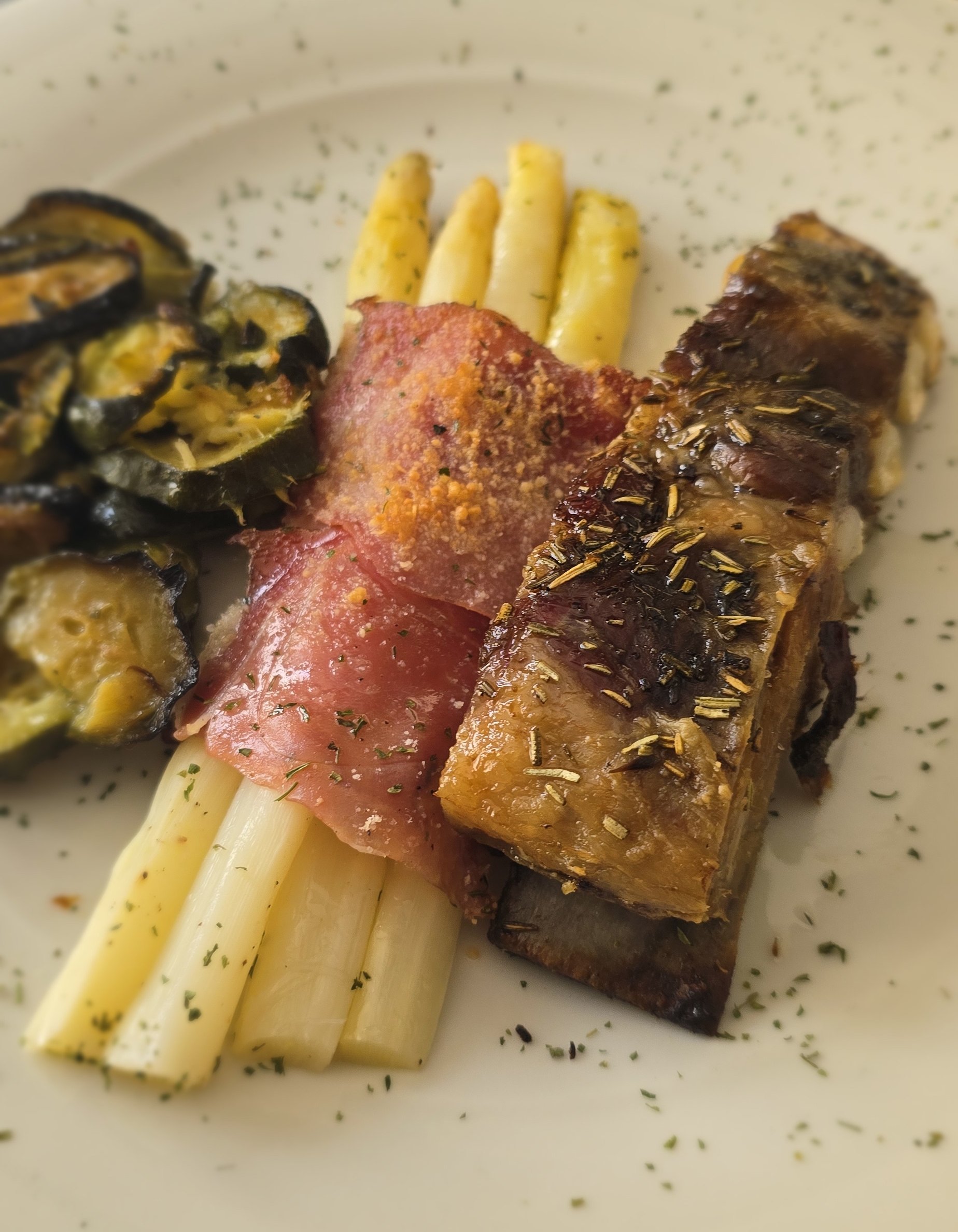 Asparagi e pancetta